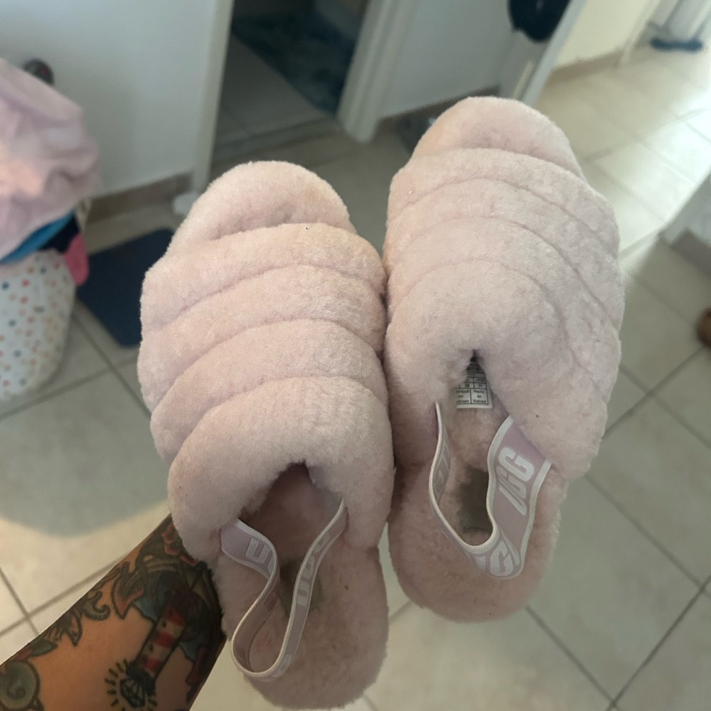 Uggs Sandals / Slides